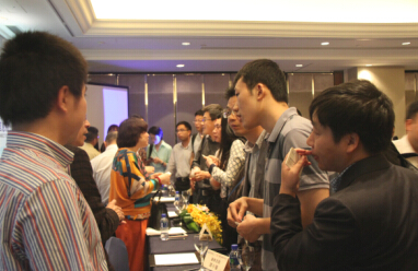 龙腾互联投资者交流会在沪举办 龙腾互联投资者交流会在沪举办