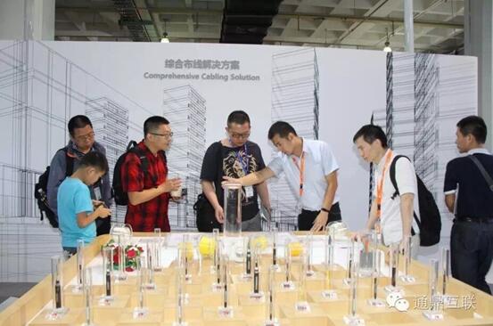 2016年中国国际通信展览会之“龙腾说”