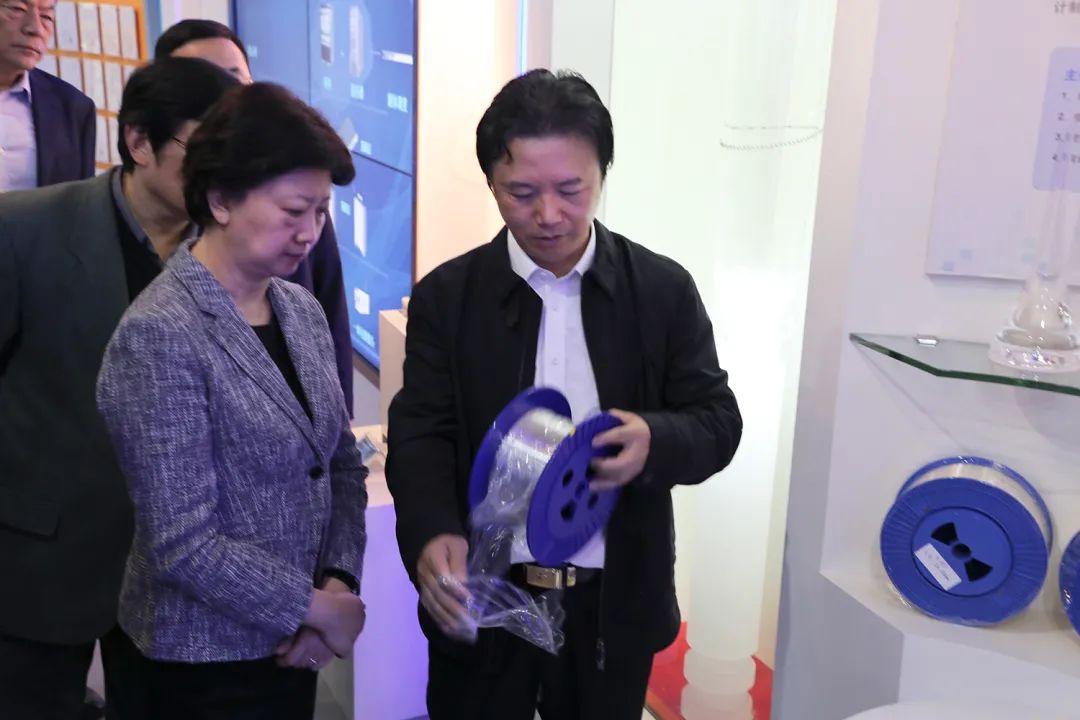 辽宁省委常委、统战部部长范继英一行调研龙腾国际