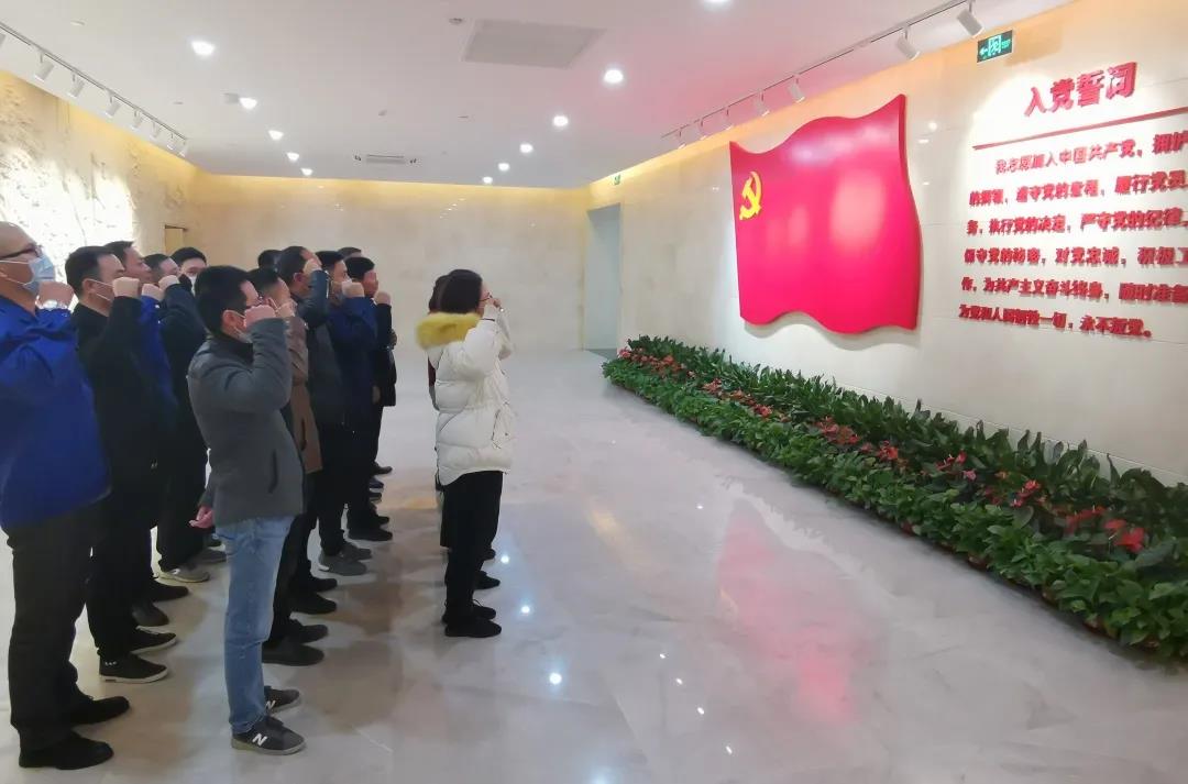 龙腾国际党委组织党员党风廉政教育参观学习