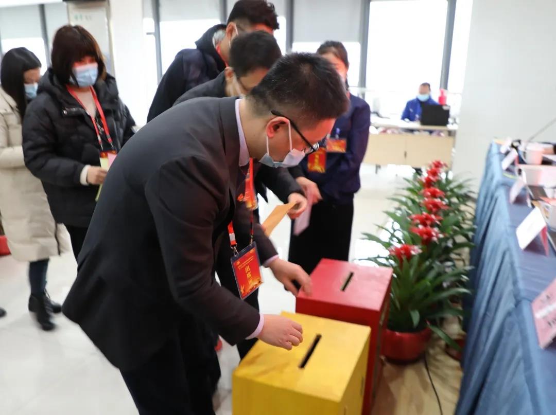 红色引擎∣龙腾国际“两委”换届圆满完成