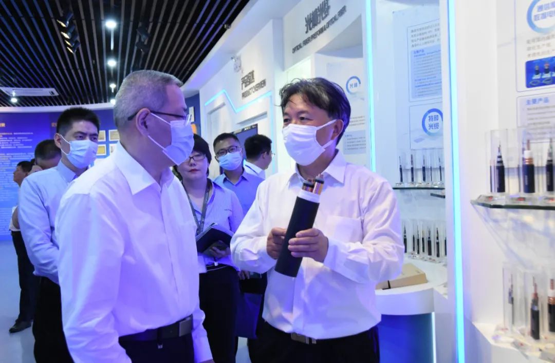 坚定信心谋求更高质量发展｜市政协副主席周俊走访调研龙腾国际