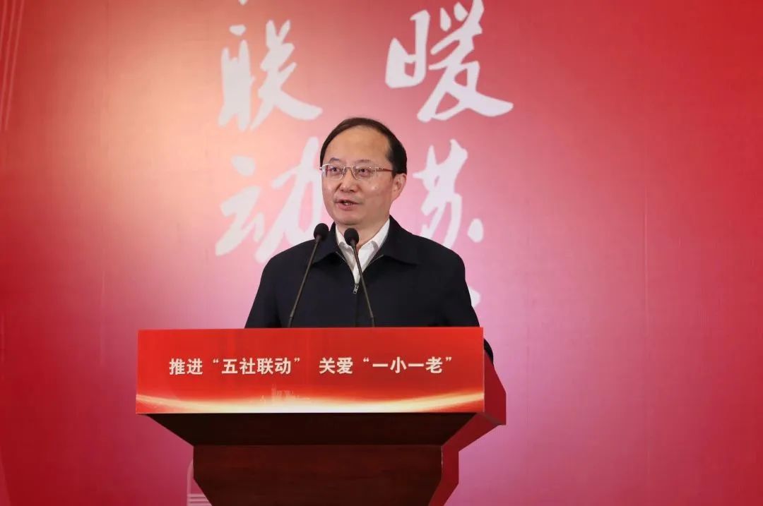 微光如炬 l 在社会工作发展中贡献龙腾力量