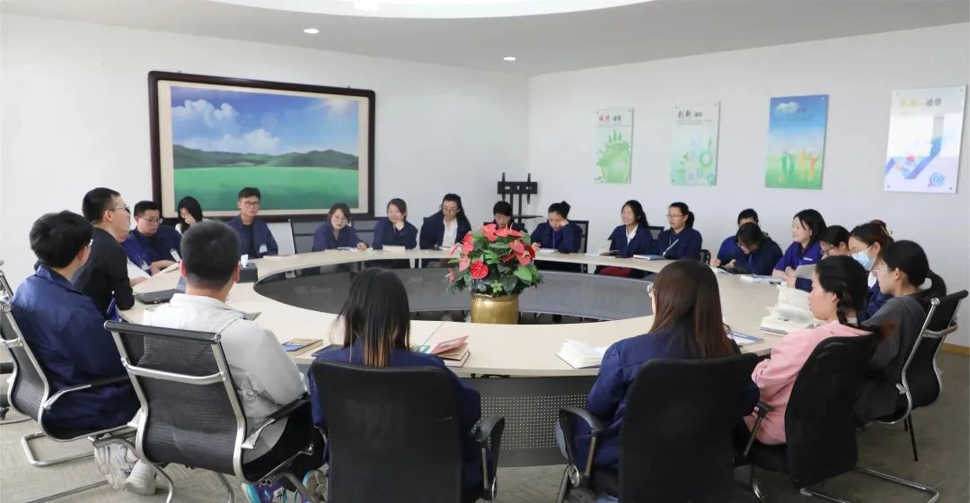 世界读书日龙腾读书月活动，走“新”更走“心”