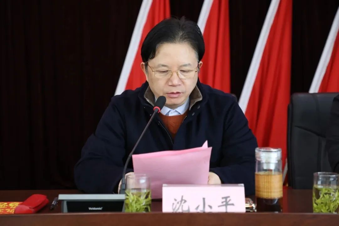 祝福到|龙腾国际连续9年举行联星村新春助老慰问活动