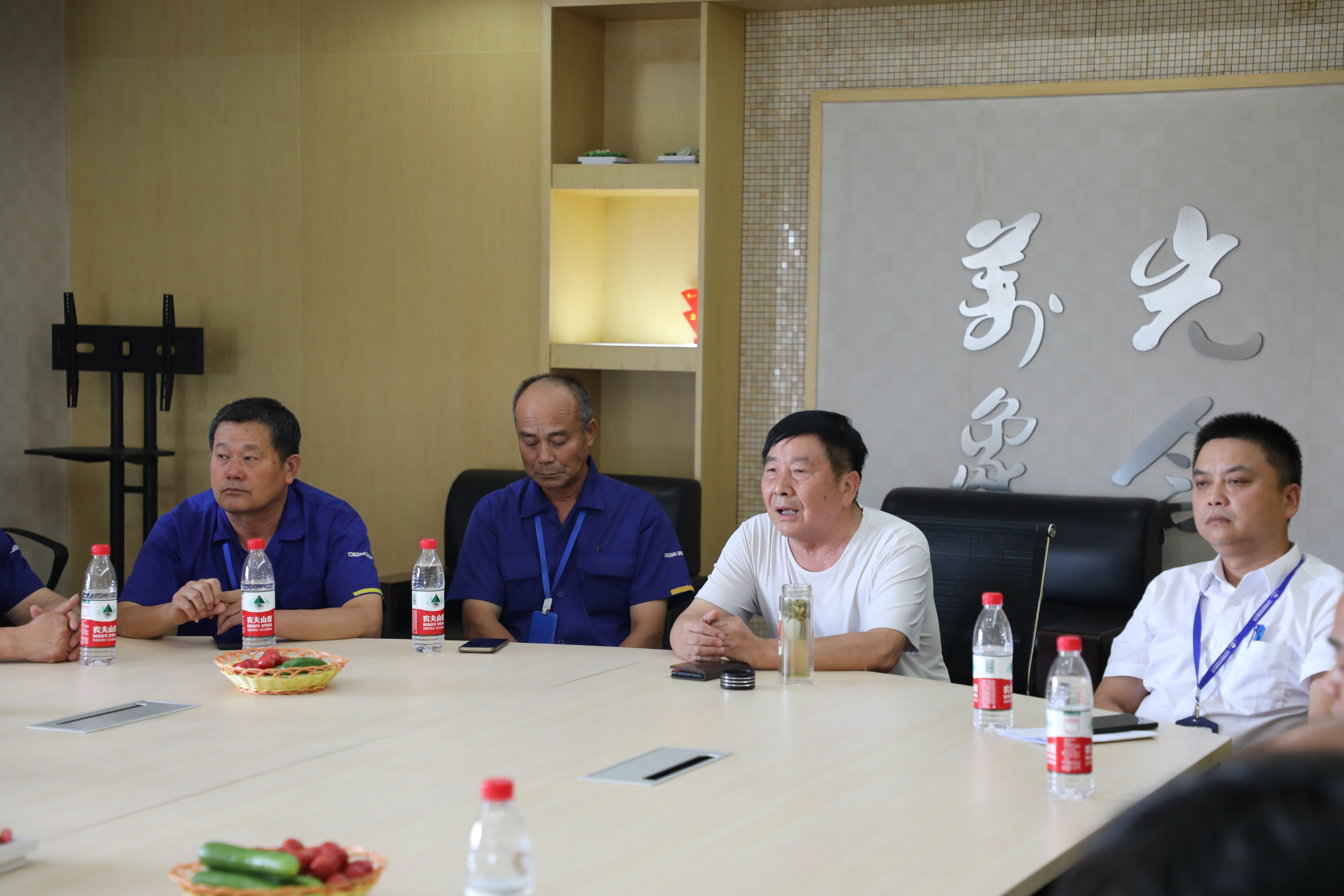 不忘光辉岁月，凝聚奋进力量|龙腾国际“八一”建军节系列活动
