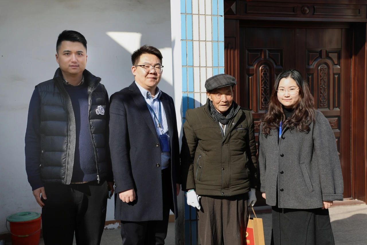 暖冬行动 | 龙腾国际携手社区开展新春康养慰问活动