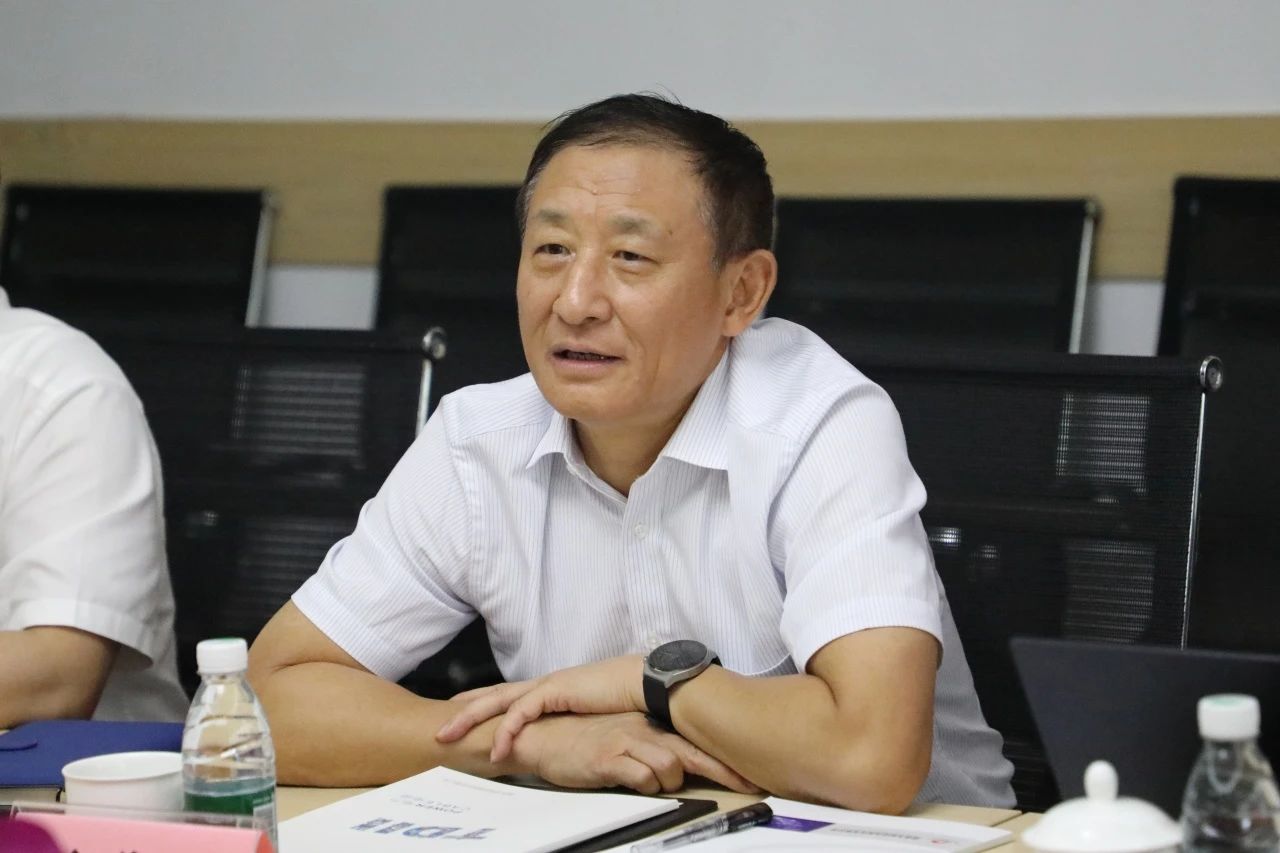 中国企业改革与发展研究会彭华岗会长一行到访龙腾国际考察交流