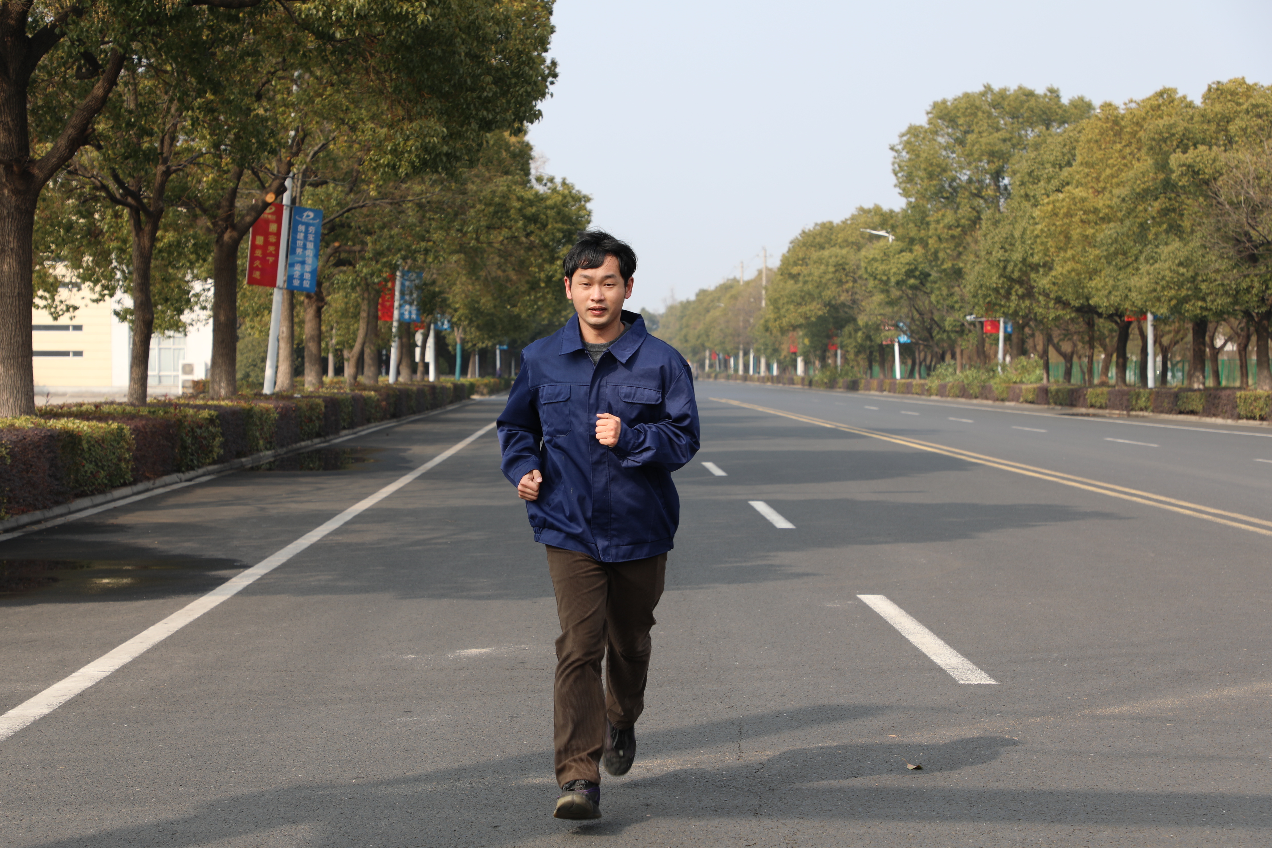 策马迎春，聚力前行 | 龙腾国际冬季长跑赛圆满落幕