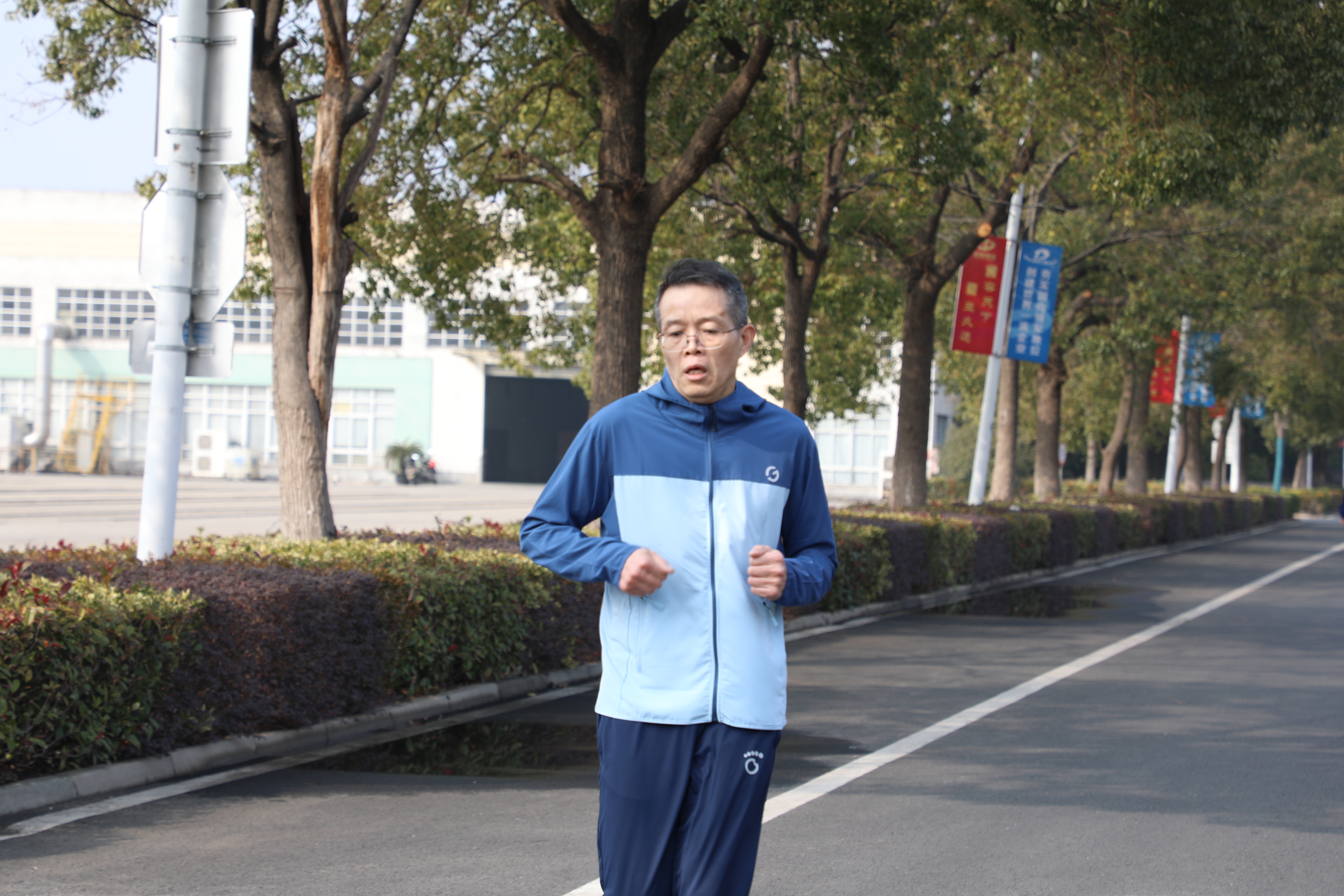 策马迎春，聚力前行 | 龙腾国际冬季长跑赛圆满落幕