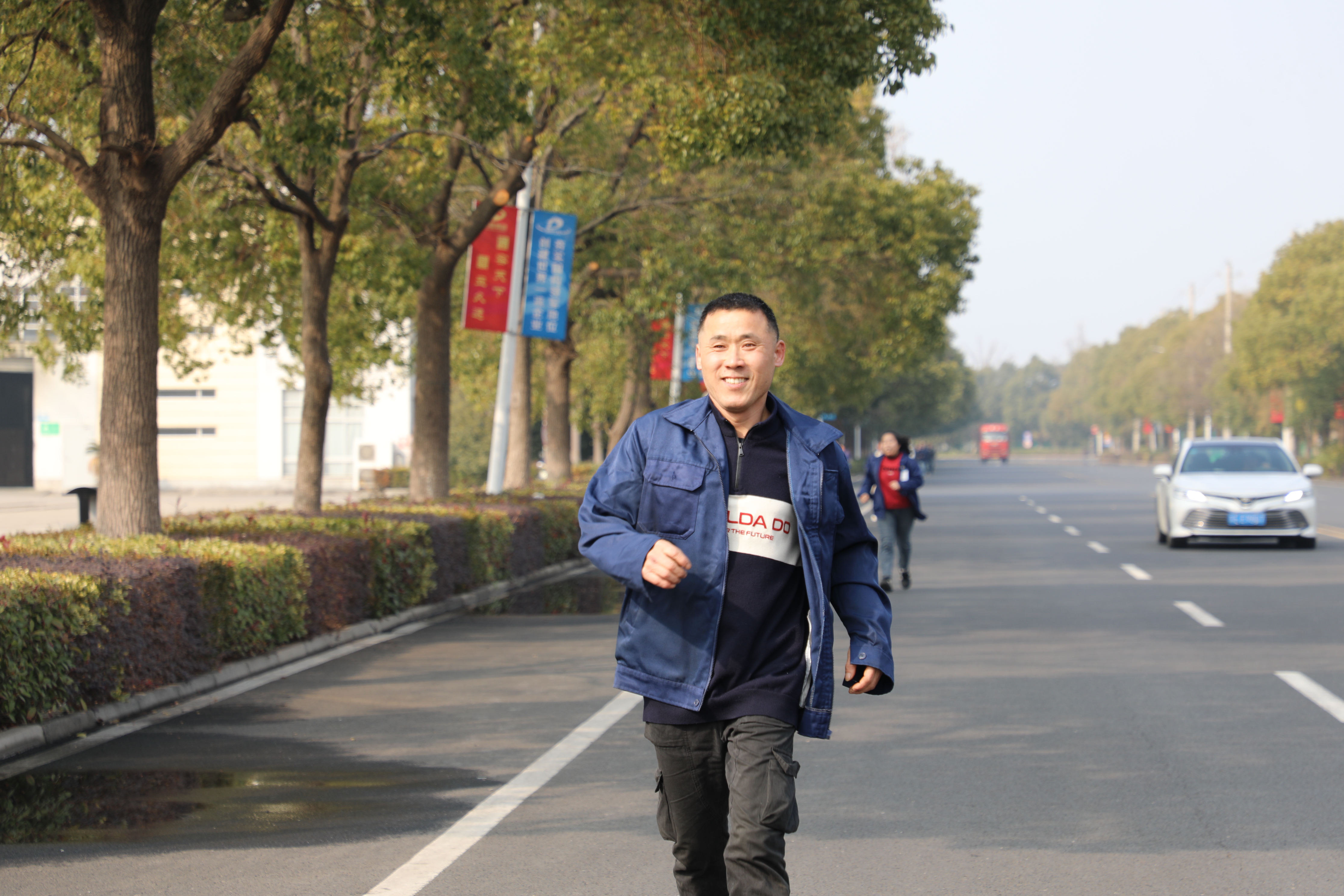 策马迎春，聚力前行 | 龙腾国际冬季长跑赛圆满落幕